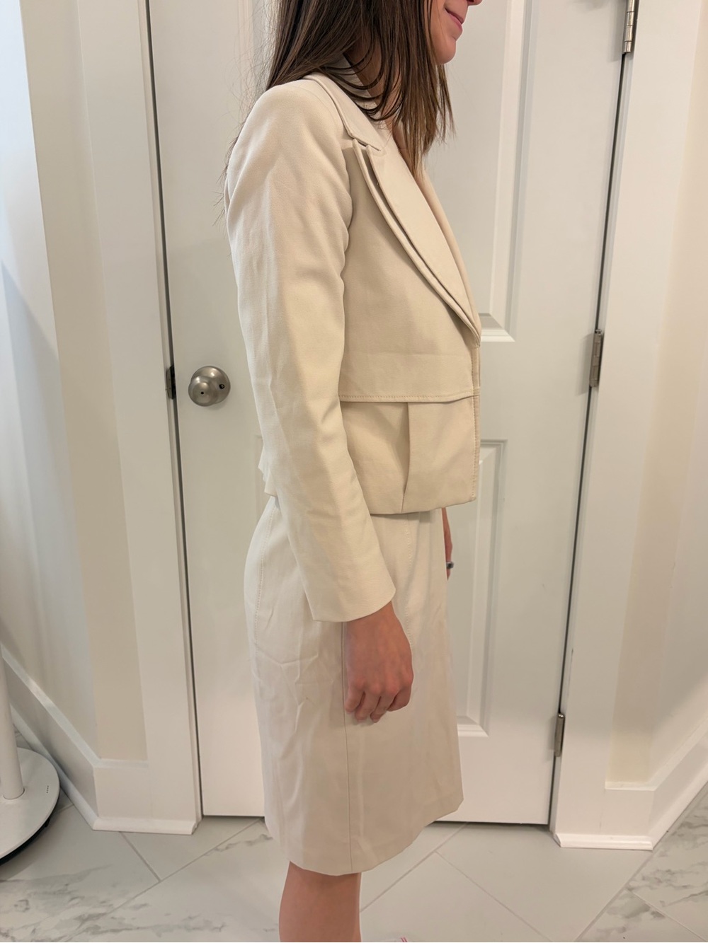 WHBM Classic Cream Suit Skirt + Blazer - Picture 3 of 6
